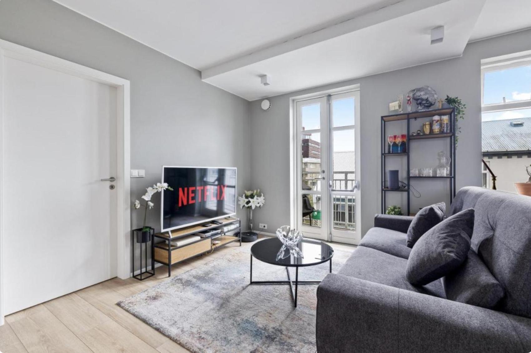 Cheerful Down Town Apartment Reykjavík Dış mekan fotoğraf