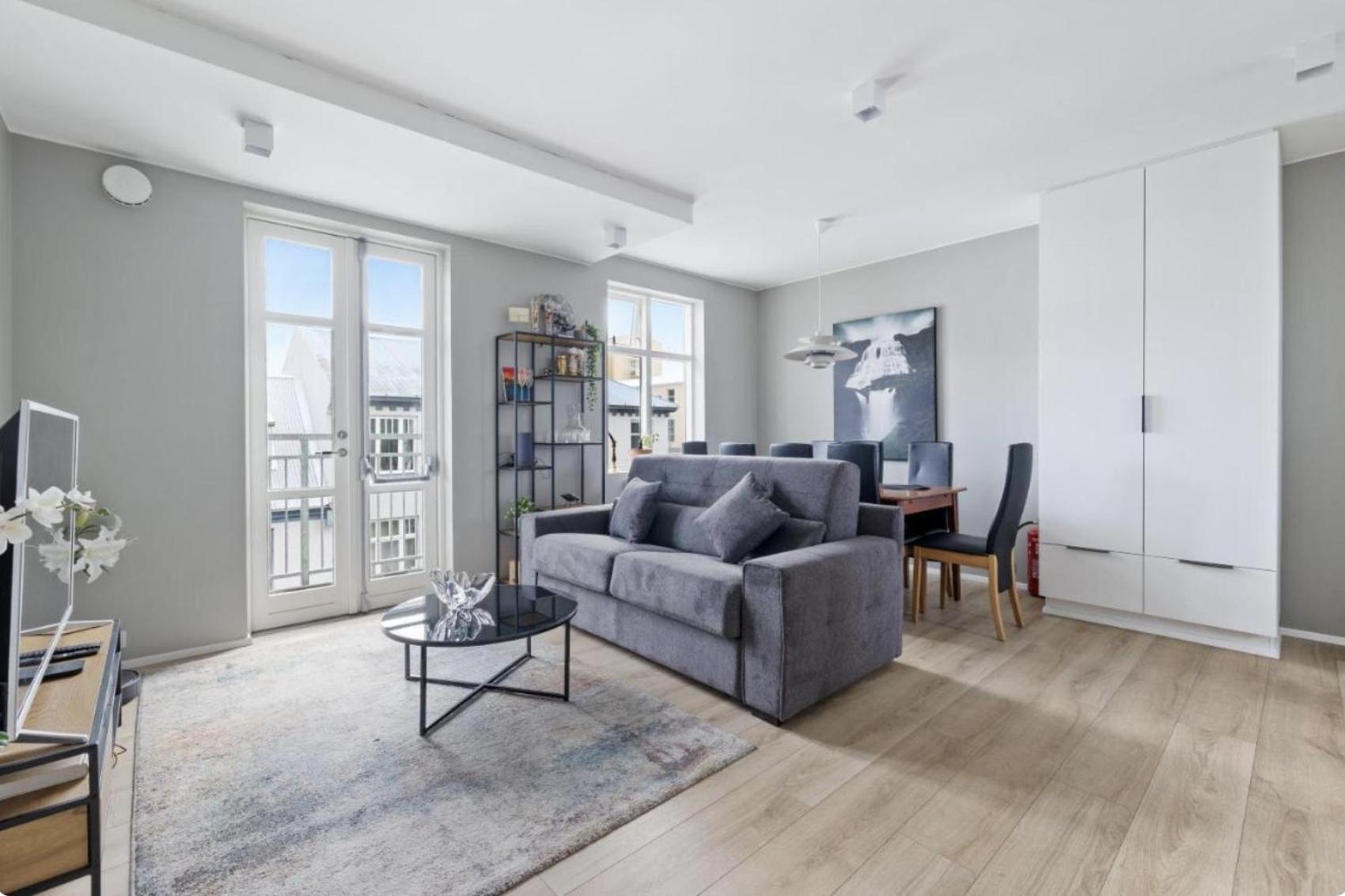 Cheerful Down Town Apartment Reykjavík Dış mekan fotoğraf