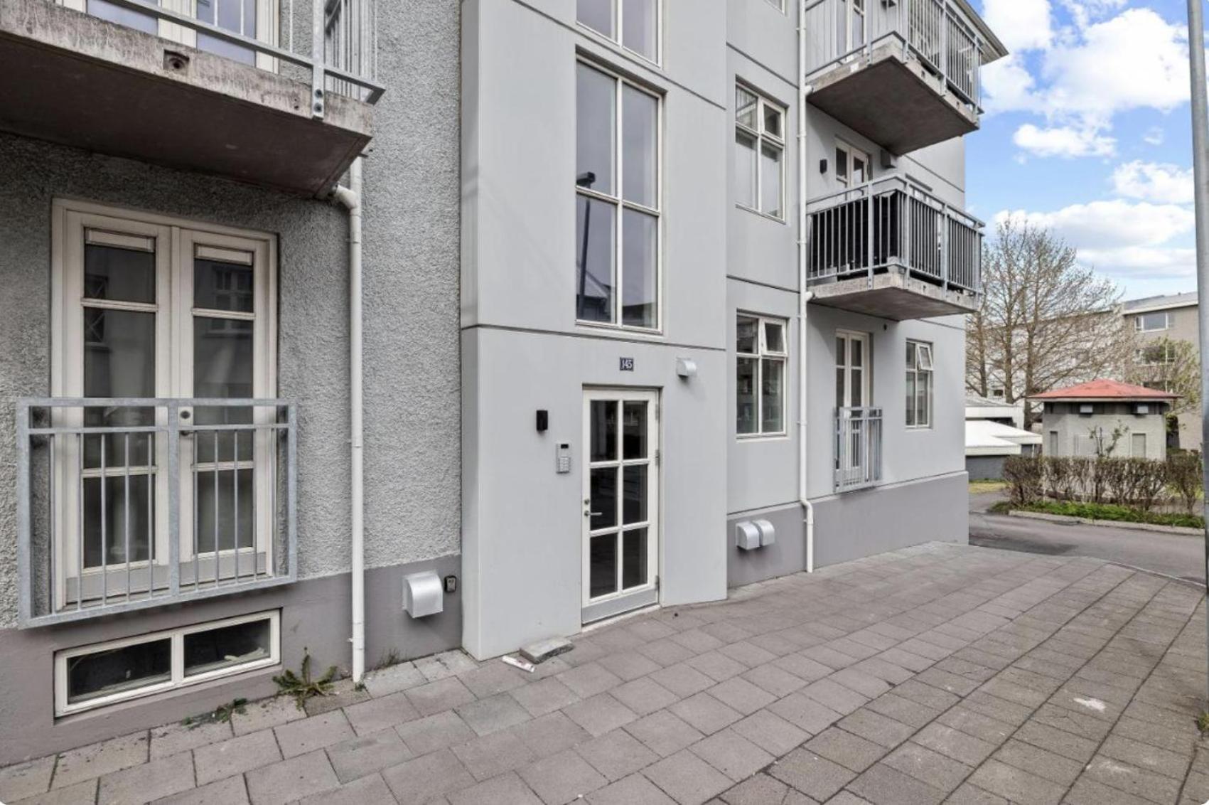 Cheerful Down Town Apartment Reykjavík Dış mekan fotoğraf